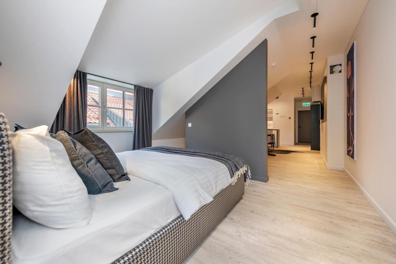 Artsy Exclusive Old Town Residence Gallery Walk Аеропорт Вільнюс Екстер'єр фото